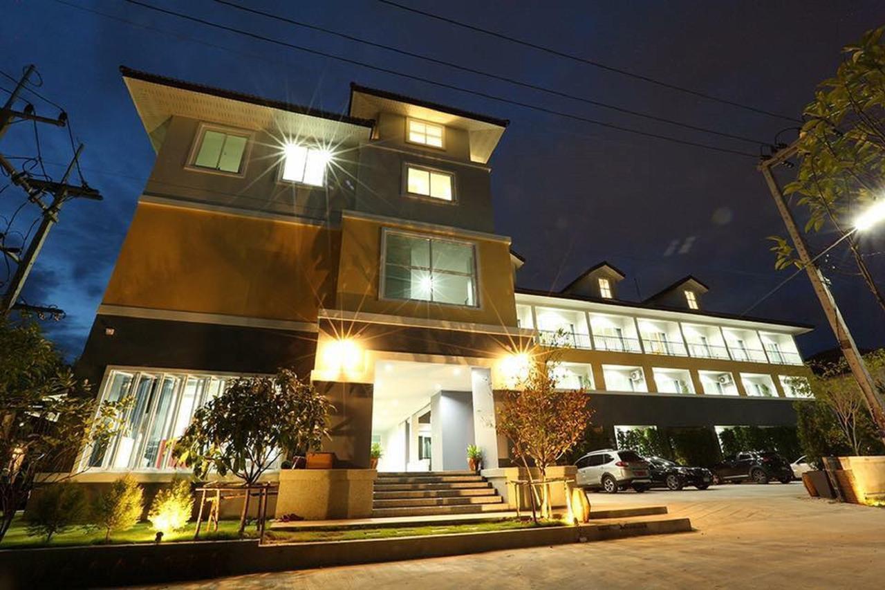 Sirin Boutique Hotel Nakhonratchasima Exterior photo