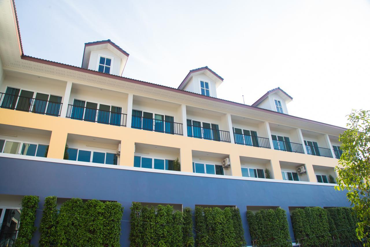 Sirin Boutique Hotel Nakhonratchasima Exterior photo