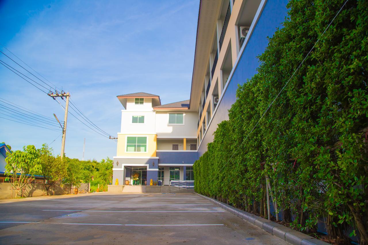 Sirin Boutique Hotel Nakhonratchasima Exterior photo