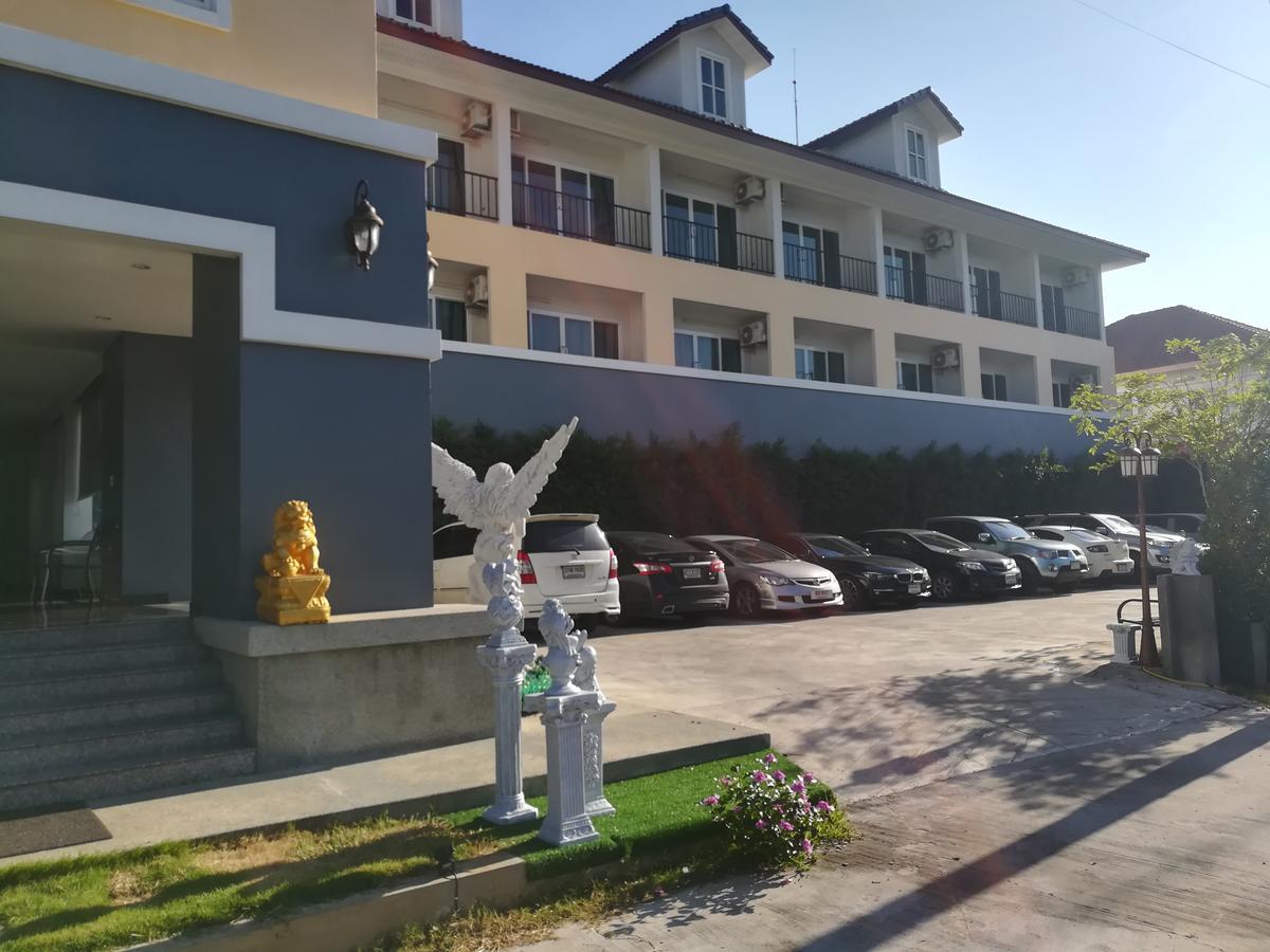Sirin Boutique Hotel Nakhonratchasima Exterior photo